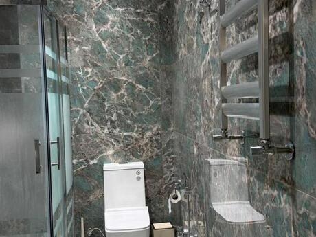 4 otaqlı yeni tikili - 28 May m. - 236 m²