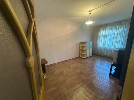 2 otaqlı köhnə tikili - Günəşli q. - 50 m²