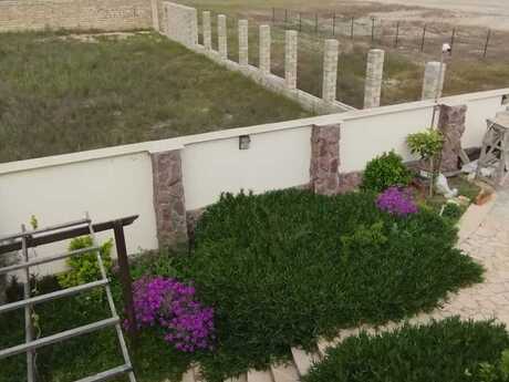 6 otaqlı həyət evi/bağ evi - Hövsan q. - 160 m²