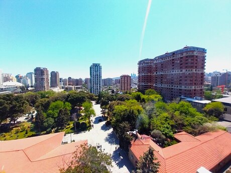 2 otaqlı köhnə tikili - Nizami m. - 80 m²