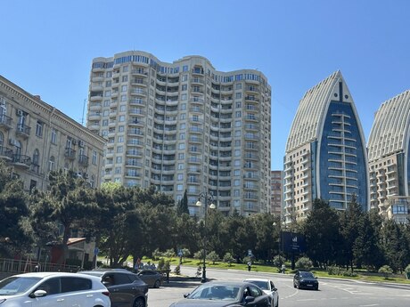 1 otaqlı köhnə tikili - İçəri Şəhər m. - 35 m²