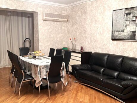 3 otaqlı köhnə tikili - Nərimanov r. - 95 m²
