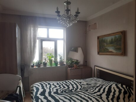 2 otaqlı köhnə tikili - Memar Əcəmi m. - 40 m²
