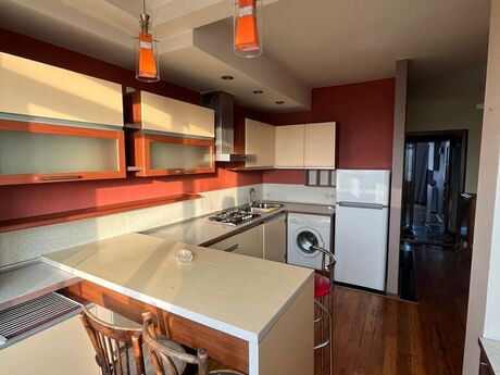 2 otaqlı köhnə tikili - Memar Əcəmi m. - 45 m²