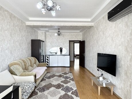 2-комн. новостройка - м. 20 января - 80 м²