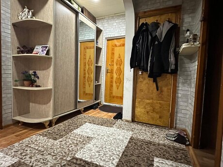 3 otaqlı köhnə tikili - Qaraçuxur q. - 80 m²