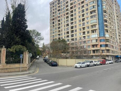 Obyekt - 7-ci mikrorayon q. - 192.1 m²
