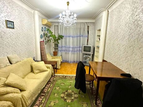 2 otaqlı köhnə tikili - Xalqlar Dostluğu m. - 60 m²