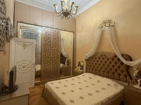 3 otaqlı köhnə tikili - Sahil m. - 70 m²