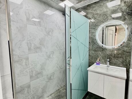 3 otaqlı köhnə tikili - Həzi Aslanov m. - 90 m²