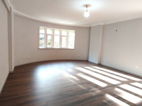 4 otaqlı yeni tikili - Nəsimi r. - 178 m²