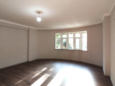 4 otaqlı yeni tikili - Nəsimi r. - 178 m²