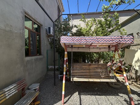 6 otaqlı həyət evi/bağ evi - Mehdiabad q. - 200 m²