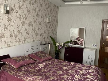 3 otaqlı köhnə tikili - Nəsimi m. - 86 m²