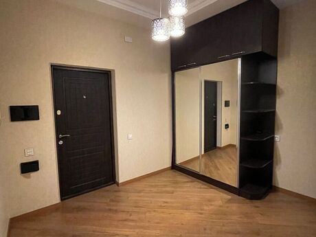 2 otaqlı yeni tikili - 8-ci mikrorayon q. - 90 m²