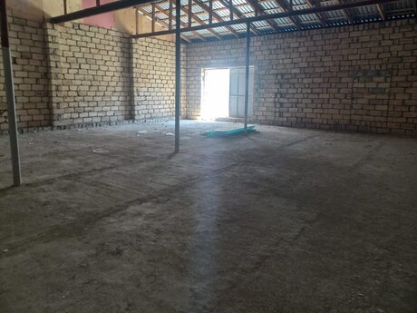 Obyekt - Lökbatan q. - 160 m²