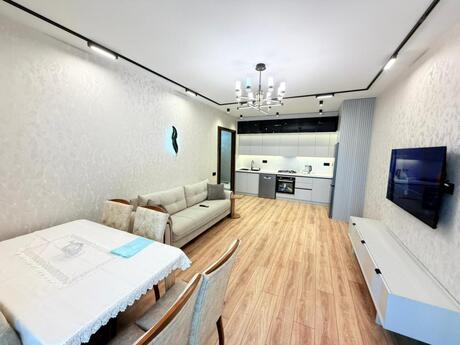 3 otaqlı yeni tikili - 8 Noyabr m. - 110 m²