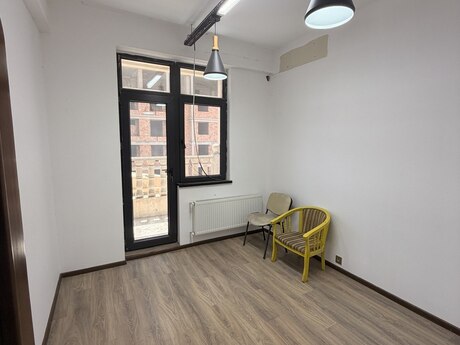 3 otaqlı yeni tikili - Nəsimi r. - 143 m²
