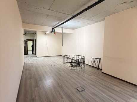 3 otaqlı yeni tikili - Nəsimi r. - 143 m²