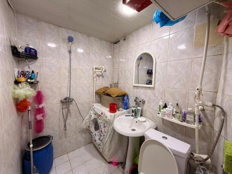 1 otaqlı köhnə tikili - Elmlər Akademiyası m. - 33 m²