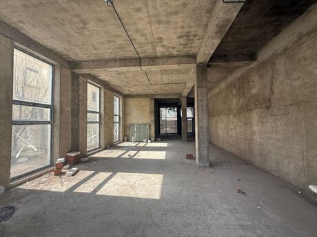 Obyekt - Qara Qarayev m. - 330 m²