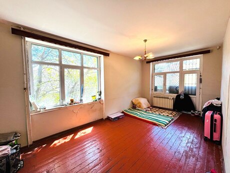 1 otaqlı köhnə tikili - Bakıxanov q. - 40 m²
