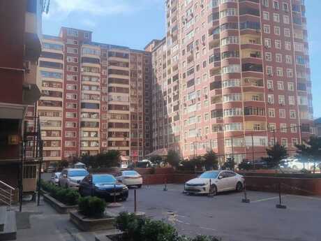 3 otaqlı yeni tikili - 8-ci mikrorayon q. - 105 m²