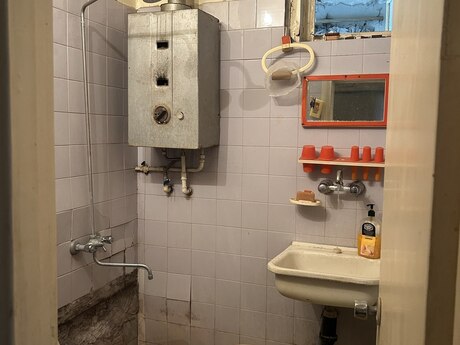1 otaqlı köhnə tikili - Memar Əcəmi m. - 30 m²