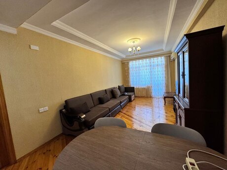 2 otaqlı yeni tikili - 8 Noyabr m. - 100 m²