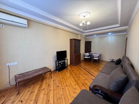 2 otaqlı yeni tikili - 8 Noyabr m. - 100 m²