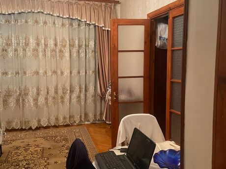 3 otaqlı köhnə tikili - 28 May m. - 65 m²