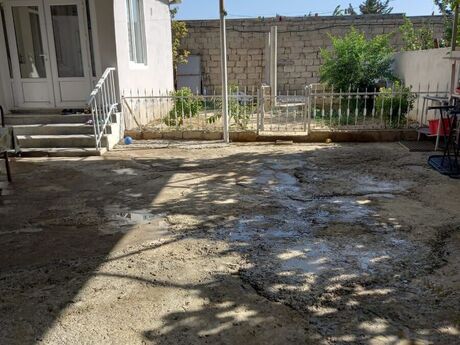 5 otaqlı həyət evi/bağ evi - Nəsimi m. - 380 m²