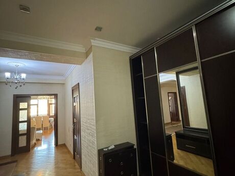 4 otaqlı yeni tikili - Nəsimi r. - 178 m²
