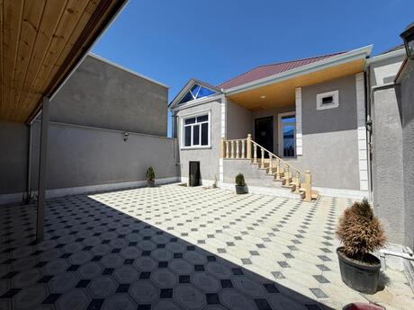 3 otaqlı həyət evi/bağ evi - Zabrat q. - 100 m²