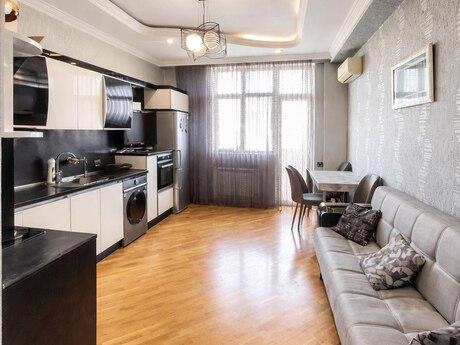 4 otaqlı yeni tikili - Nəsimi r. - 170 m²