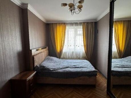 3 otaqlı köhnə tikili - Yasamal r. - 70 m²