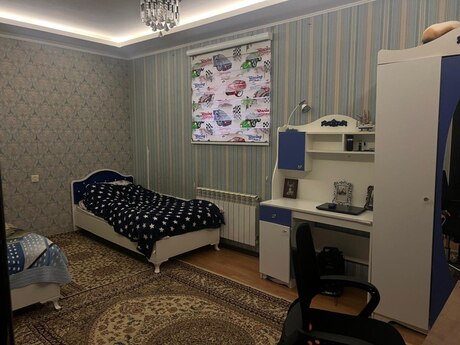 4 otaqlı həyət evi/bağ evi - Savalan q. - 172 m²