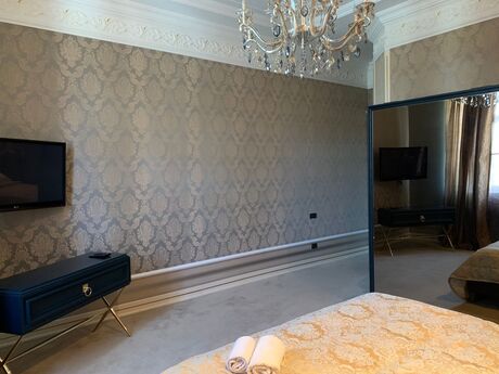 3 otaqlı yeni tikili - 28 May m. - 140 m²