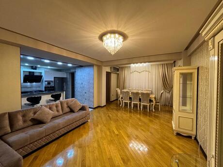 3 otaqlı köhnə tikili - Elmlər Akademiyası m. - 120 m²