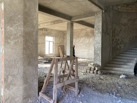 12 otaqlı həyət evi/bağ evi - Həzi Aslanov m. - 200 m²