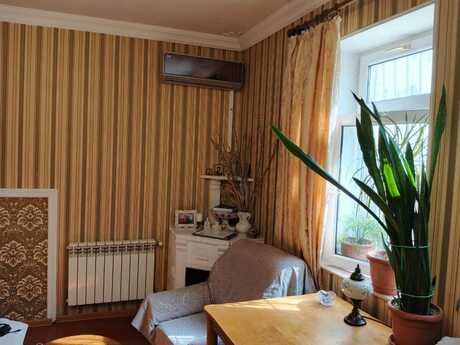 4 otaqlı həyət evi/bağ evi - Nərimanov r. - 113 m²