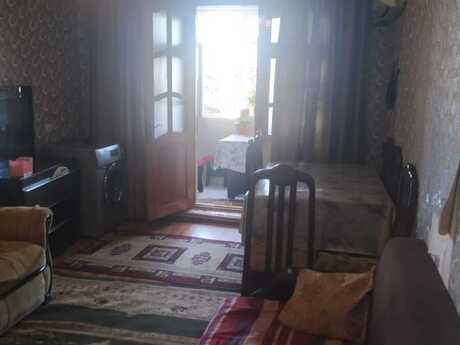 3 otaqlı köhnə tikili - Neftçilər m. - 60 m²