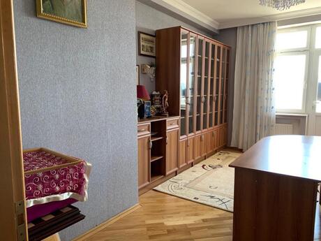 4 otaqlı yeni tikili - Azadlıq Prospekti m. - 180 m²