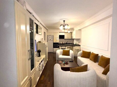 2 otaqlı köhnə tikili - Gənclik m. - 45 m²