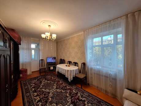 2 otaqlı köhnə tikili - Biləcəri q. - 35 m²