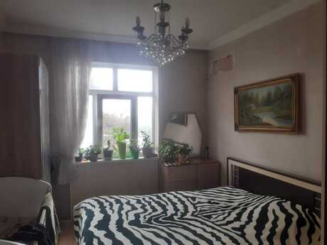 3 otaqlı köhnə tikili - Memar Əcəmi m. - 55 m²