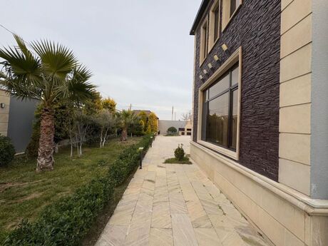 4 otaqlı həyət evi/bağ evi - Mərdəkan q. - 200 m²