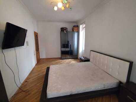 3 otaqlı yeni tikili - 28 May m. - 138 m²