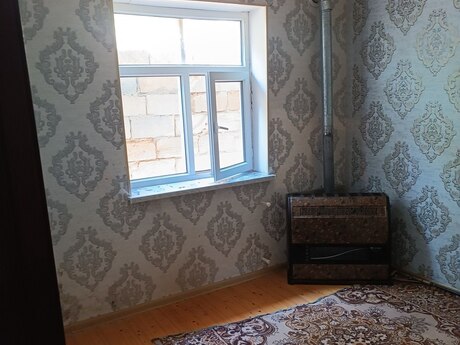3 otaqlı həyət evi/bağ evi - Lökbatan q. - 56 m²