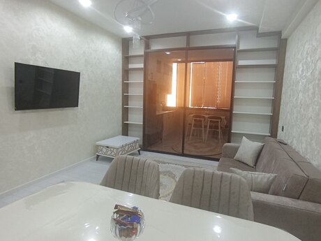 2 otaqlı yeni tikili - Nəsimi r. - 68 m²
